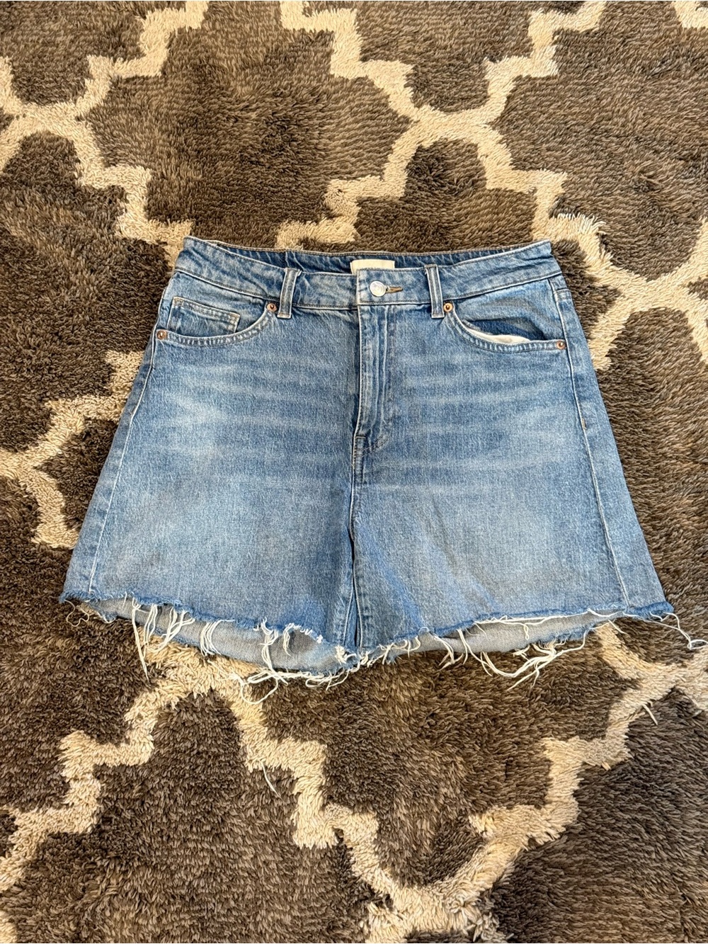 H&M High-Rise Light Blue Denim Raw Hem Jean Shorts - Women's